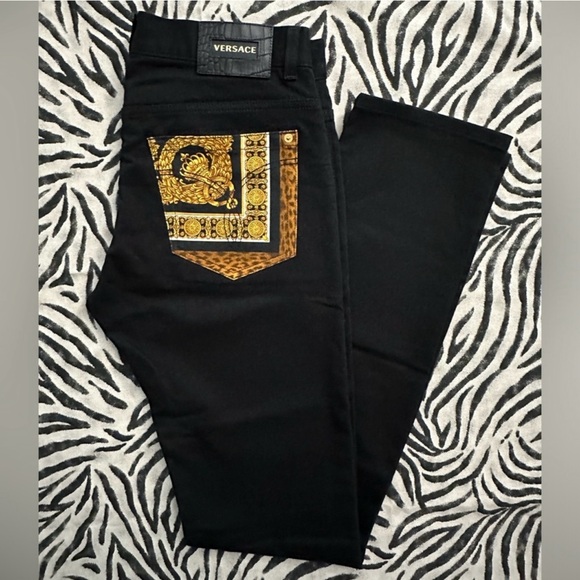 VERSACE - Picture 2 of 5